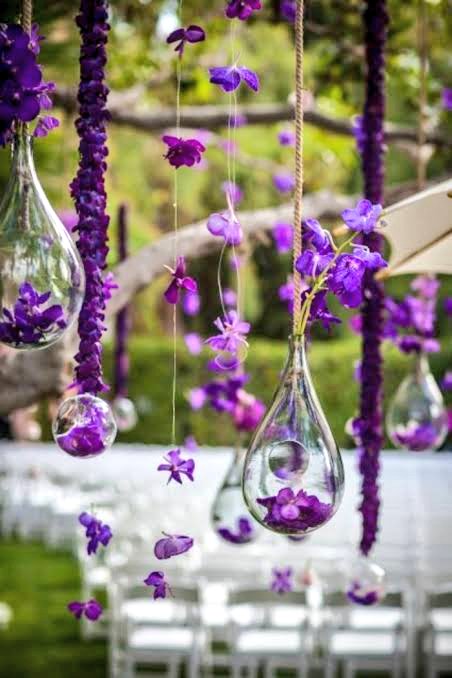 🌼🌷The path has beautiful roses 🌼🌷 
🤗 But also thorns🥀
Not allow 🥀 to hurt you ✨
🙏 God gave you wisdom to know how to choose where to walk💃
🌷 #HappyDay 😘 #DearFriends 💕
🌺 A magnificent path 🌺 for everyone 💞 
🌼💜🌼 #LoveFromPeru 🌼💜🌼