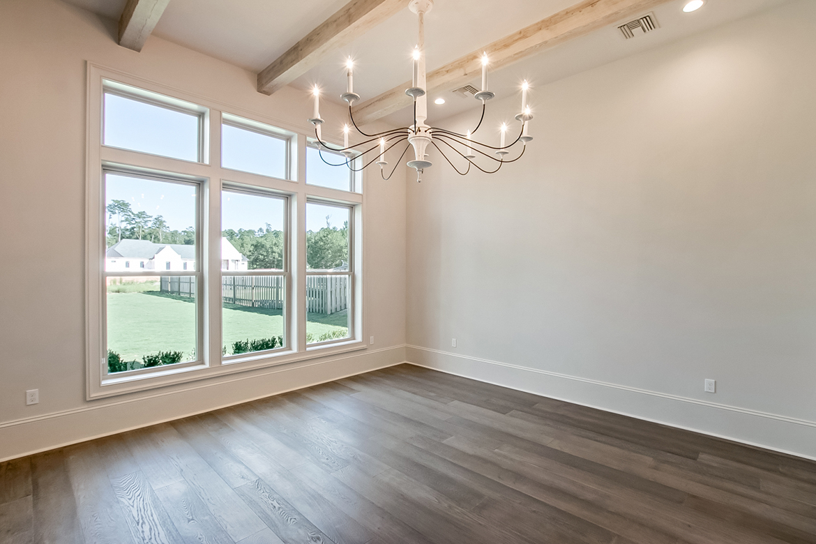 thekellywgroup's tweet image. This #NewCustomHome Features a Complete Custom Lighting Package - Chandeliers, Pendant Lighting &amp;amp; Inset Lights Throughout Most Living Spaces! #TakeATour - 437 S. Fairway Drive - Bedico Creek Preserve!  #2020FallTour 
ow.ly/PnY250Cf0Cz