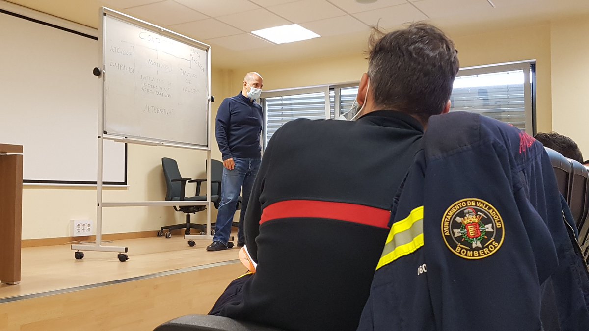 Desde la Asoc.Int. de estudios de Bomberos,  hemos estado impartiendo formación en intervenciones con tentativa suicida a <a href="/BomberosVLL/">BomberosVLL</a> .

Agradecer la confianza que han depositado en el grupo de bomberos y psicólogos de la Asociación. 

estudiosaib.com