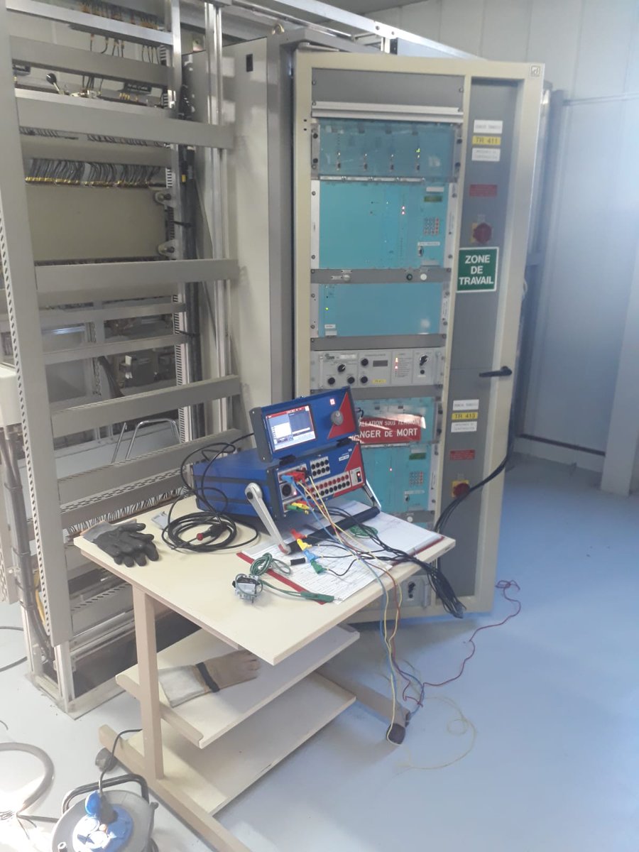 enedis_bretagne's tweet photo. #jeudiphoto 📸
Au ❤ du poste source de Messac @ille_et_vilaine :
👉Maintenance du contrôle-commande du transformateur.
#servicepublic #postesource https://t.co/ipoFp8oTBQ
