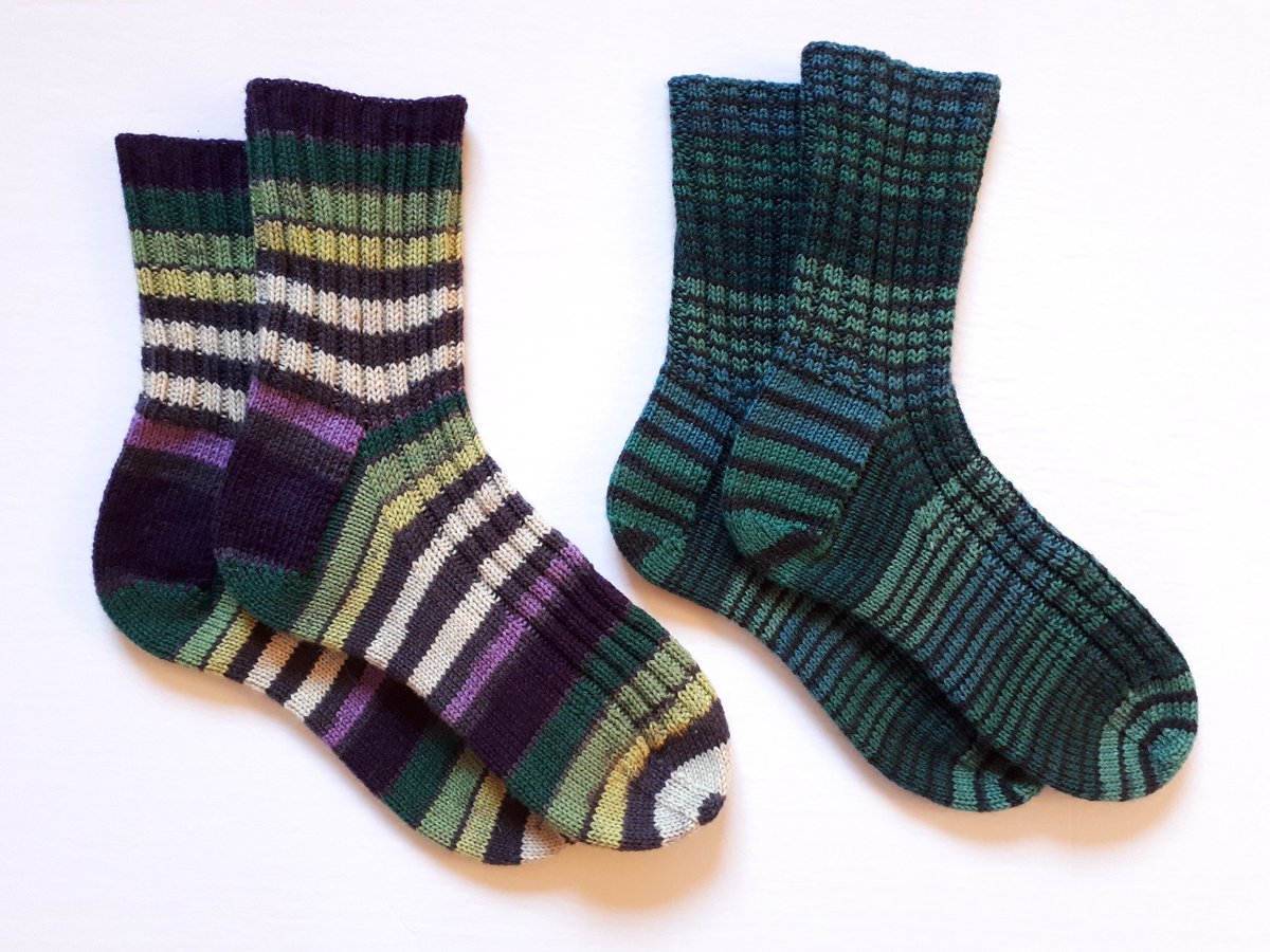 CosyCreations's tweet photo. Another custom order complete and out the door!  Socks for a lovely couple 😊

#kimscosycreations #sockittome #christmasiscoming #toastytoes https://t.co/X2g5W1cysM