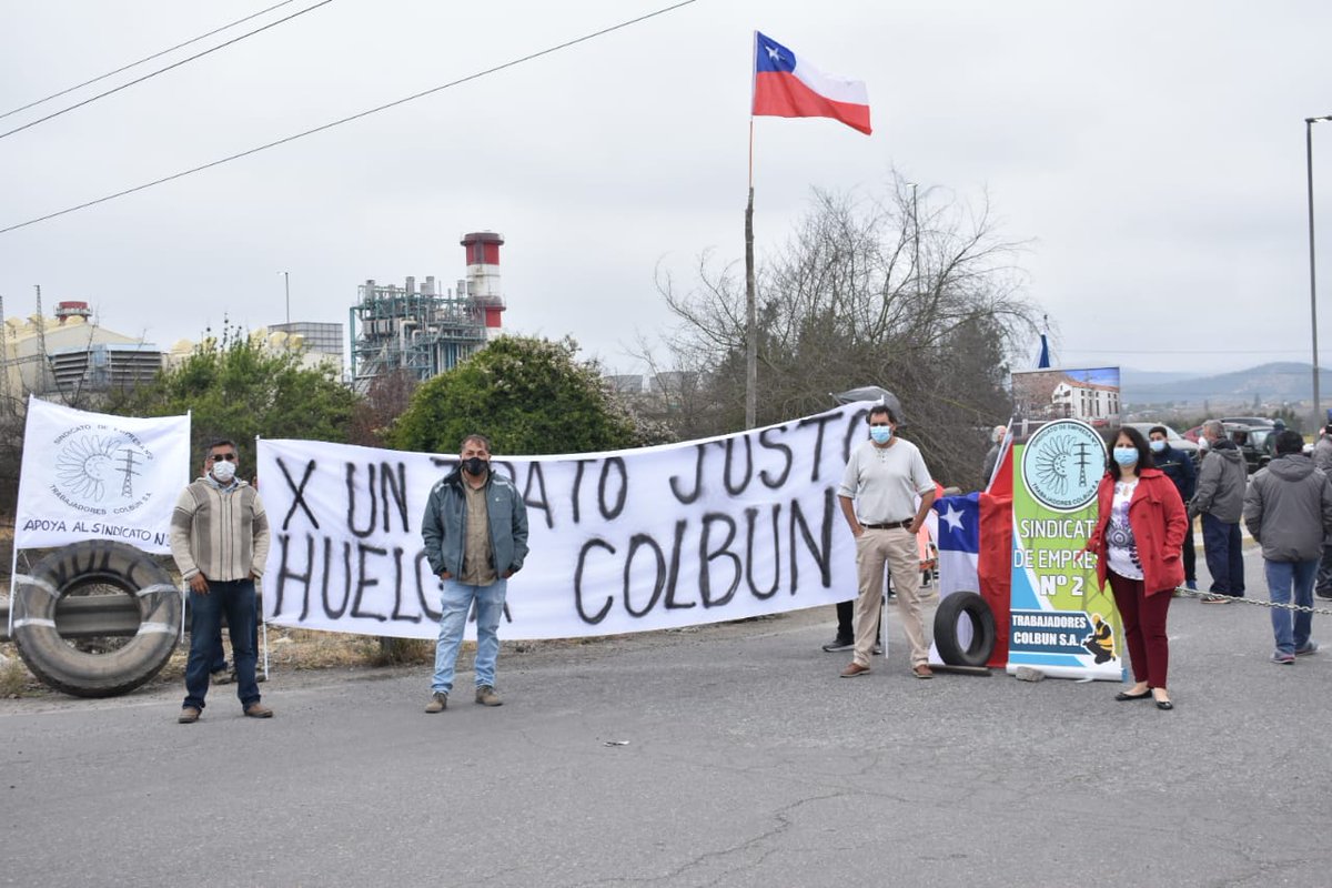 3Colbun's tweet photo. Con el total apoyo de nuestros colegas del Sindicato 2 Colbún     Gracias colegas ... El momento es ahora!!  @ColbunEnergia @FENASEN_Chile @DeColbun https://t.co/VZhUP4GMzv