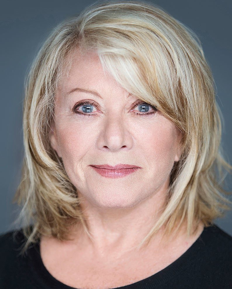 forReelzies's tweet image. Very pleased to deliver a new #showreel for @elaine_paige today. Showcasing her recent excellent work in #LifeBBC. 🎬

Rep’d by @_jag_london 
Web: elainepaige.com