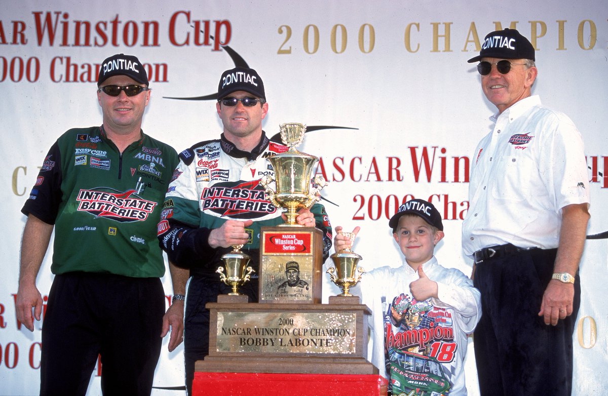 Breaking_Limits's tweet photo. Tonightβs the night!
@Bobby_Labonte joins @WinstonKelley and @NASCARHall members for 20 Years a Cup Champion: Looking Back with Bobby Labonte, a special virtual video event.
Before the chat, we'll look back on a few more moments from Bobby's 2000 season.
#NHOF
#VirtualEvents https://t.co/aWne812VGz