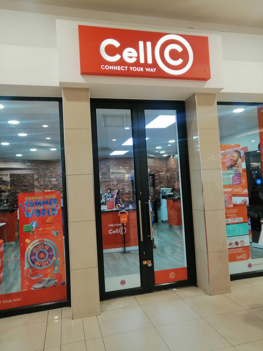 WhitestFox's tweet photo. #boycottcellc #changeyournetwork THROW THAT CELL C SIM AWAY! https://t.co/9MLKADdfV0