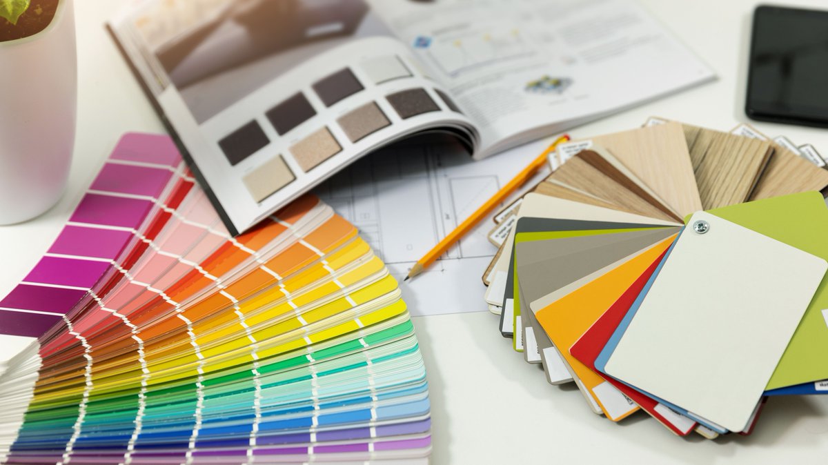 CommerceW's tweet photo. Matching #paint colours can be harder than expected. There are tools, however, that can help you, these include:
✔️ Paint #swatches
✔️ Sample cans
✔️ In-store colour matching service
✔️ Professional colour consultants
#MatchingColours #DIY #DIYPainting #ColourSamples https://t.co/Weppxxty71