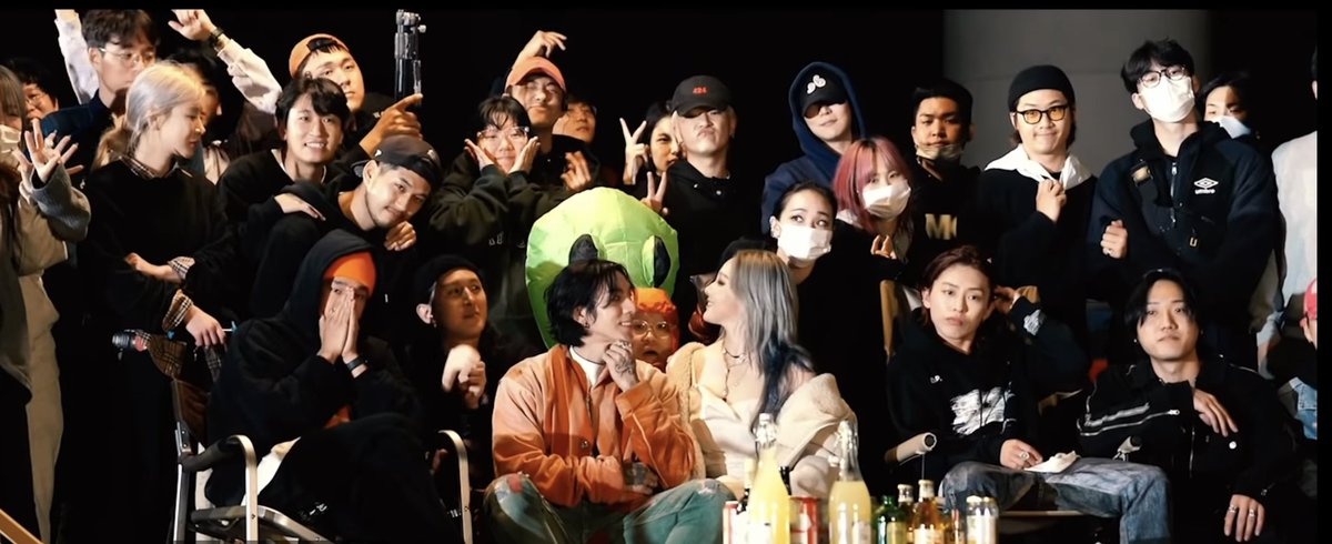 msWennI's tweet photo. Holding hand all the way..🦋🦋🦋 

#chaerinnie #chaerinlee #CL
#dprian 

🍒🔗 https://t.co/WMf65oKOPb