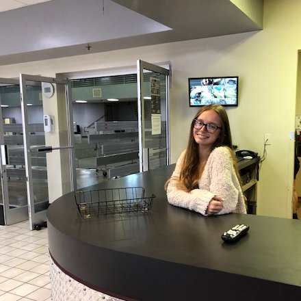 WorkChs's tweet photo. WBL Spotlight! Happy 18th Birthday today to Caitlin Beardslee! Caitlin is learning the business side of running a gym at the UAW Gym in Spring Hill. #WBLinTN @CHSLionNation @MCPSCTE @MauryCoSchools https://t.co/QyS0D81LAu