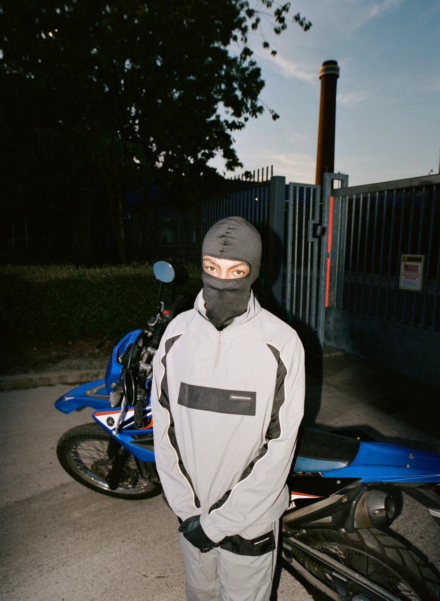 gauchoworld's tweet photo. The Croydon MC has only begun to make a difference; paying tribute to his roots, showing his rare talent and the urgency of British Youth culture emerging onto the international rap stage - @officialsl https://t.co/dZVrisdspH