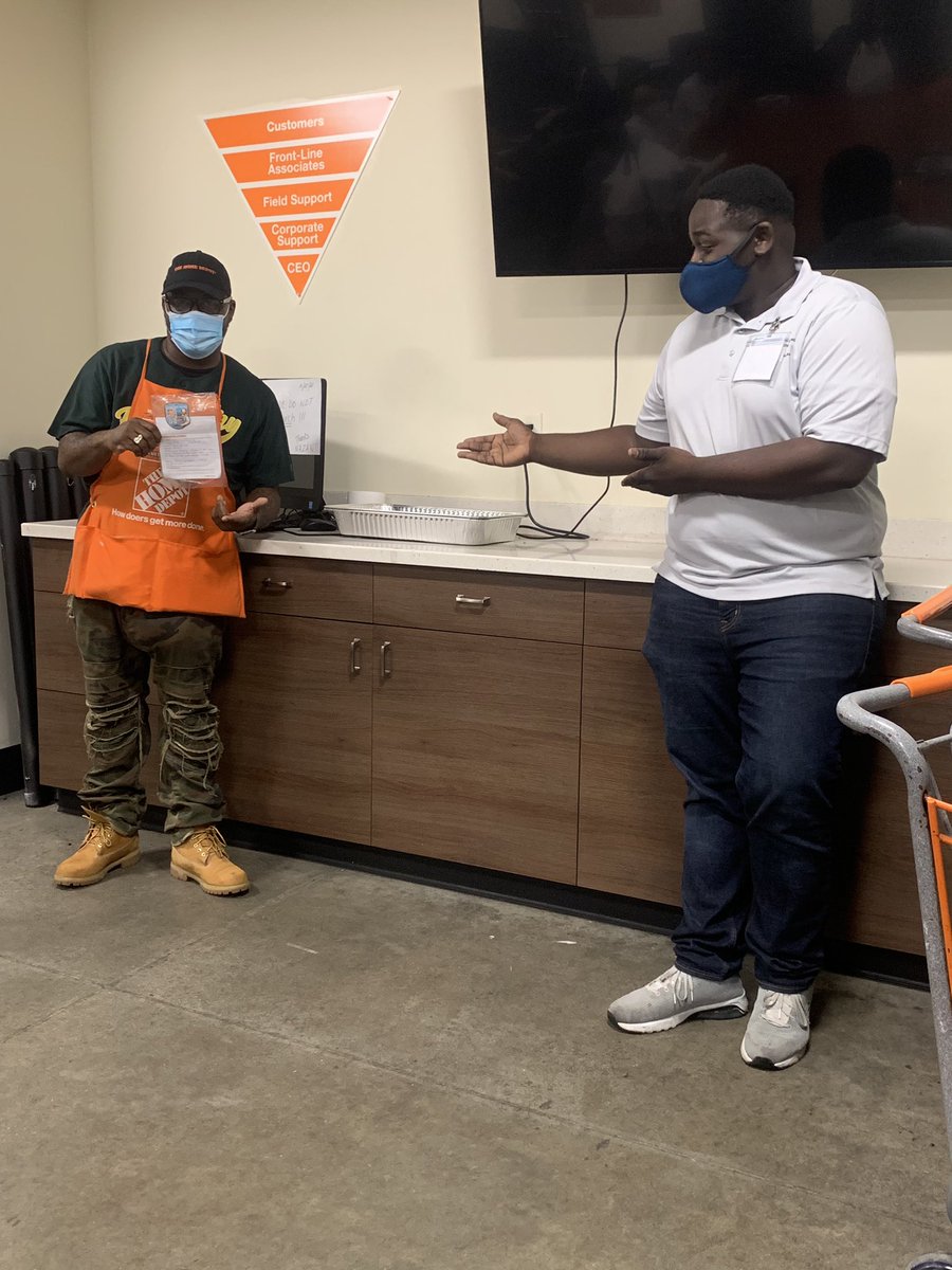 kingjimiyu1's tweet photo. Having a great partnership with some awesome people @nyyroro @perrelli405 @chanelh28 @BrandyHLove @Domo_FES_6957 @Nap716 https://t.co/IGhZTlmMnZ