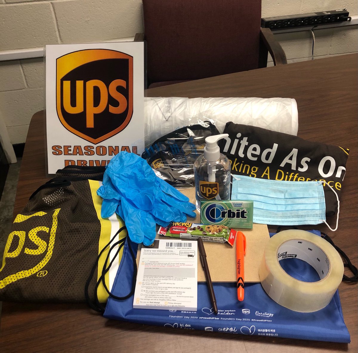 Randallups's tweet photo. Rocky Mount PVD start up kit nice job Rhonda #UPSrockymountcityontherise https://t.co/Ro9DyptUXB