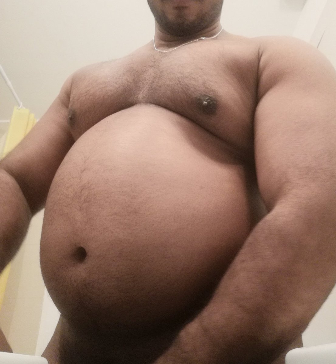 BigMeatbelly's tweet photo. I need belly rub #beefbelly #beef #bearbeef #gainner #bigbearhotshots #bigbear #BigBeefyBear1 https://t.co/CvVk3Kr5wB