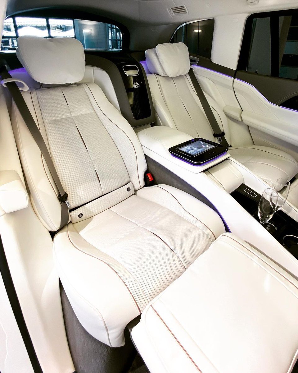 Mercedes Benz Maybach Fans The Ultimate Luxury Suv Mercedes Maybach Gls 600 4matic Rate It 1 10 Ivansensei Official Mercedesbenz Maybach Mercedesbenzmaybachfans Maybachgls Gls600 Mercedesmaybachgls Mercedesmaybach Gls