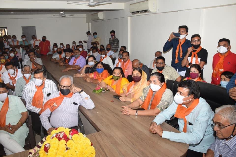 નવનિયુક્ત રાજકોટ જીલ્લા ભાજપ ના પ્રમુખ શ્રી મનસુખભાઈ ખાચરિયા ના પદગ્રહણ તથા સન્માન સમારંભ યોજાયો.
