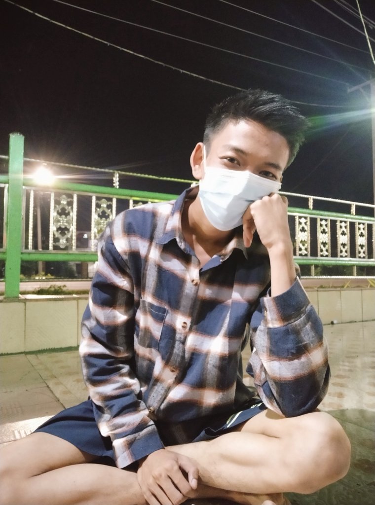 Hteik_Aung_Win's tweet photo. ဖြေရှင်းရတာတွေလည်း မောနေပါပြီ။
Gay လို့လည်း Bio မှာ တင်ထားပါတယ်။
Straight မဟုတ်ပါဘူး။ https://t.co/2IIbvkfEjq