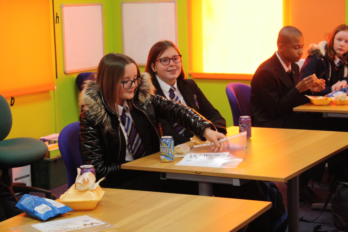 wvcresourcecent's tweet photo. Mrs Burley held a celebratory awards lunch today for students who had excelled in the Carnegie Shadowing Group, Summer Reading Challenge and the INTO Film reviewer of the week. Miss Owen presented them with their certificates.@WitchfordVC @intofilm_edu @CILIPCKG @GreatSchLibs https://t.co/8o7booTu5Y