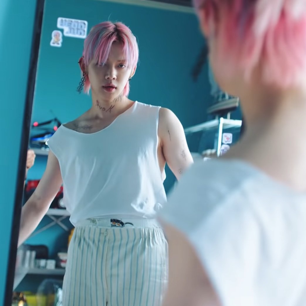 prismtxt's tweet photo. CHOI YEONJUN WHAT THE FICVKKK
#WeLostTheSummer
@TXT_members @TXT_bighit https://t.co/s11utiiJeH