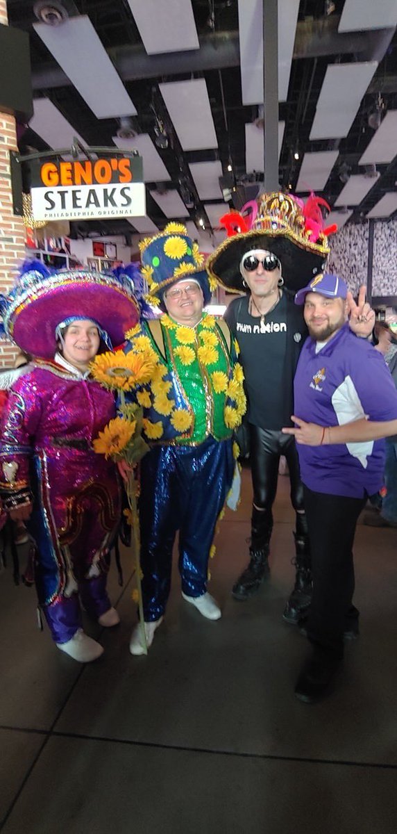 jackybambam933's tweet photo. Happy Birthday to The Captain of The Jersey String Band Mr. Pat Walton!! Great man and a Great Captain to a amazing organization who cares about our Mummery! See u this Saturday Pat at The Telethon! Strut On @JerseyStringJSB @PhilaStringBand #Mummers @933WMMR #wmmrftv #drackpack https://t.co/doYHonrLEt