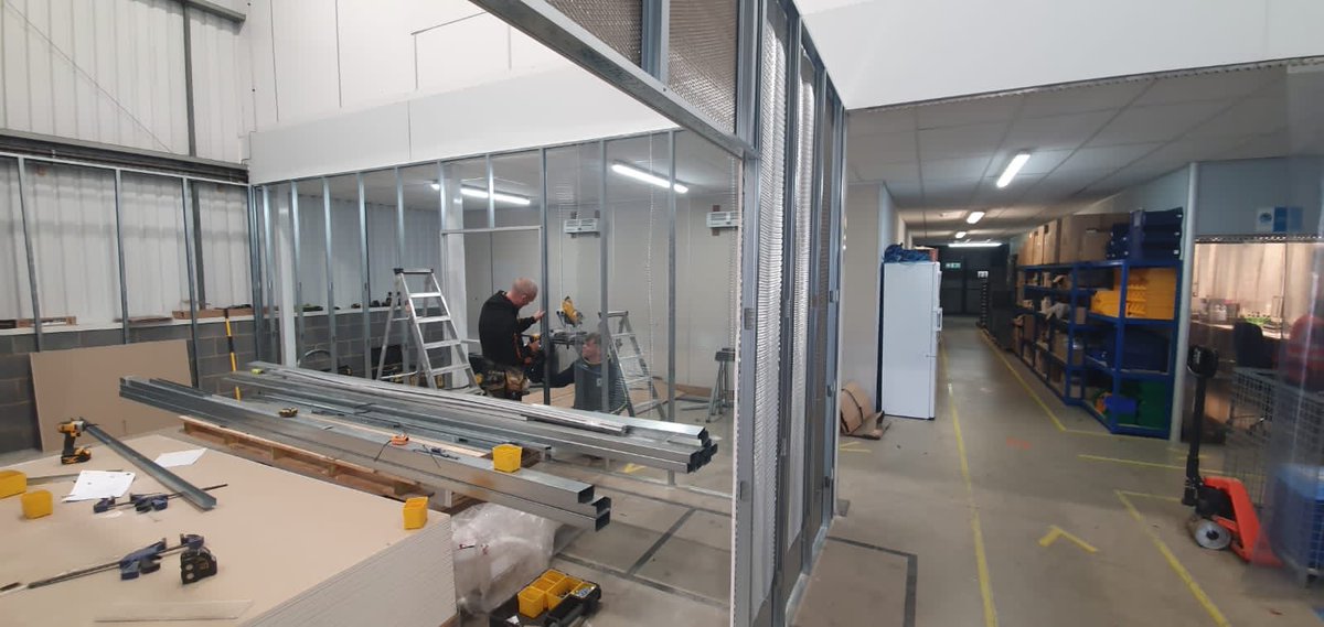 Arcadeoffice's tweet photo. New office supplied and install in Deeside.  #officedesign #OfficeSpace #deeside https://t.co/JGPLkr1aRZ