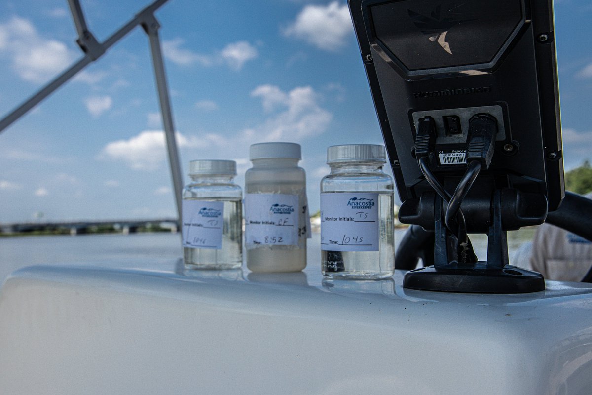 AnacostiaRrkper's tweet photo. How was water quality in our District waterways this year?

What IS in the water?💧🦠 

Find out in the first annual DC Citizen Science Water Quality Report 2020: https://t.co/yA4l14f0gG

#whatsinthewater #dccitizenscience #waterquality https://t.co/E8f6YDstGK