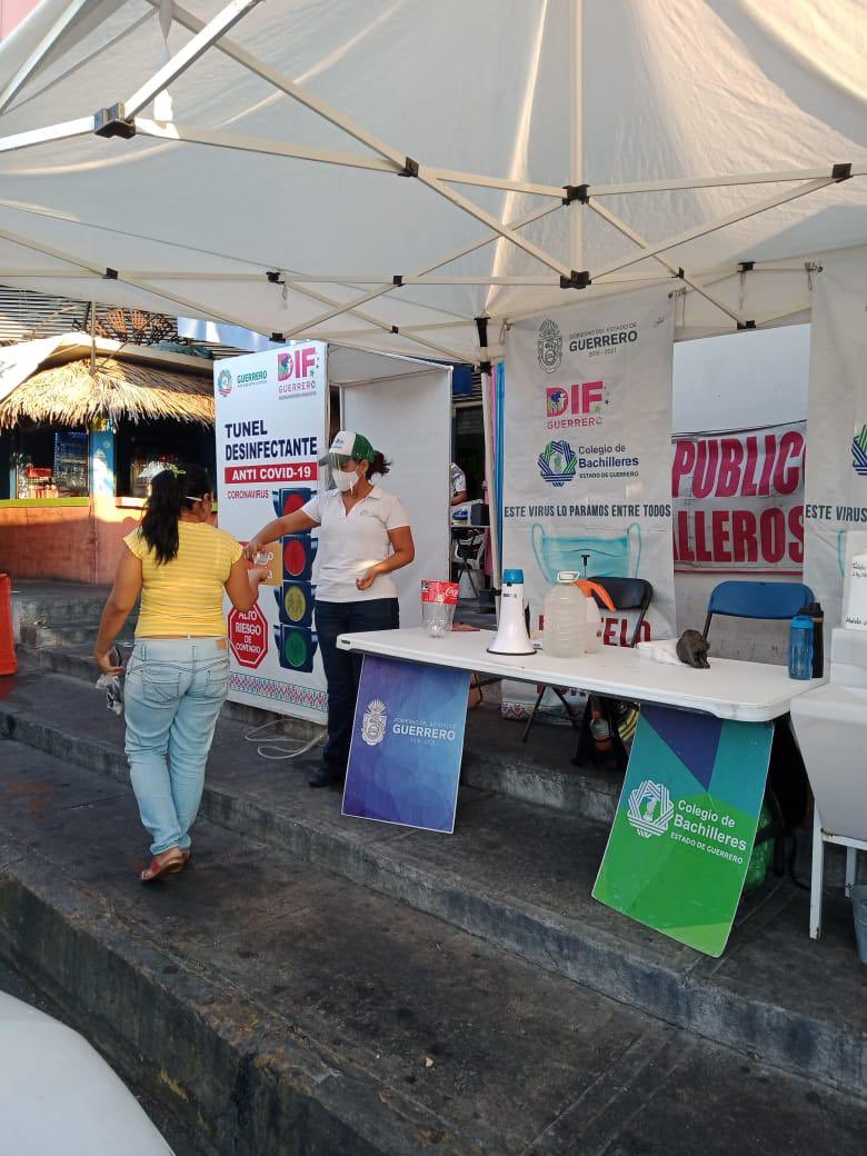 HectorAstudillo's tweet photo. Recuerda que nuestros filtros y túneles ya se encuentran instalados en los mercados de Acapulco para brindarte servicio gratuito de sanitización contra el COVID. https://t.co/pYM50SSotv