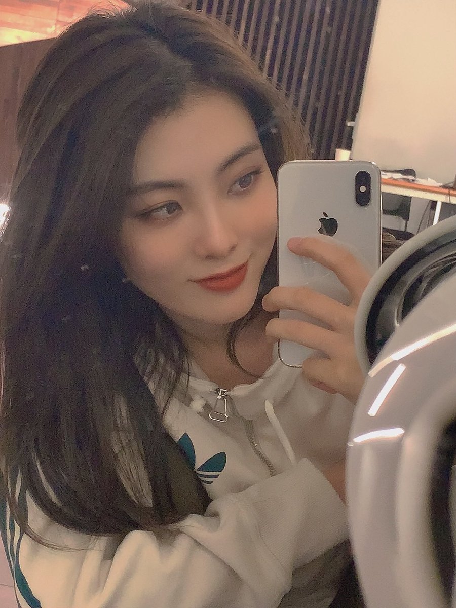 WekiMeki's tweet photo. 굿나잇 키링💕
#🌙 https://t.co/mzpZyAuSgM