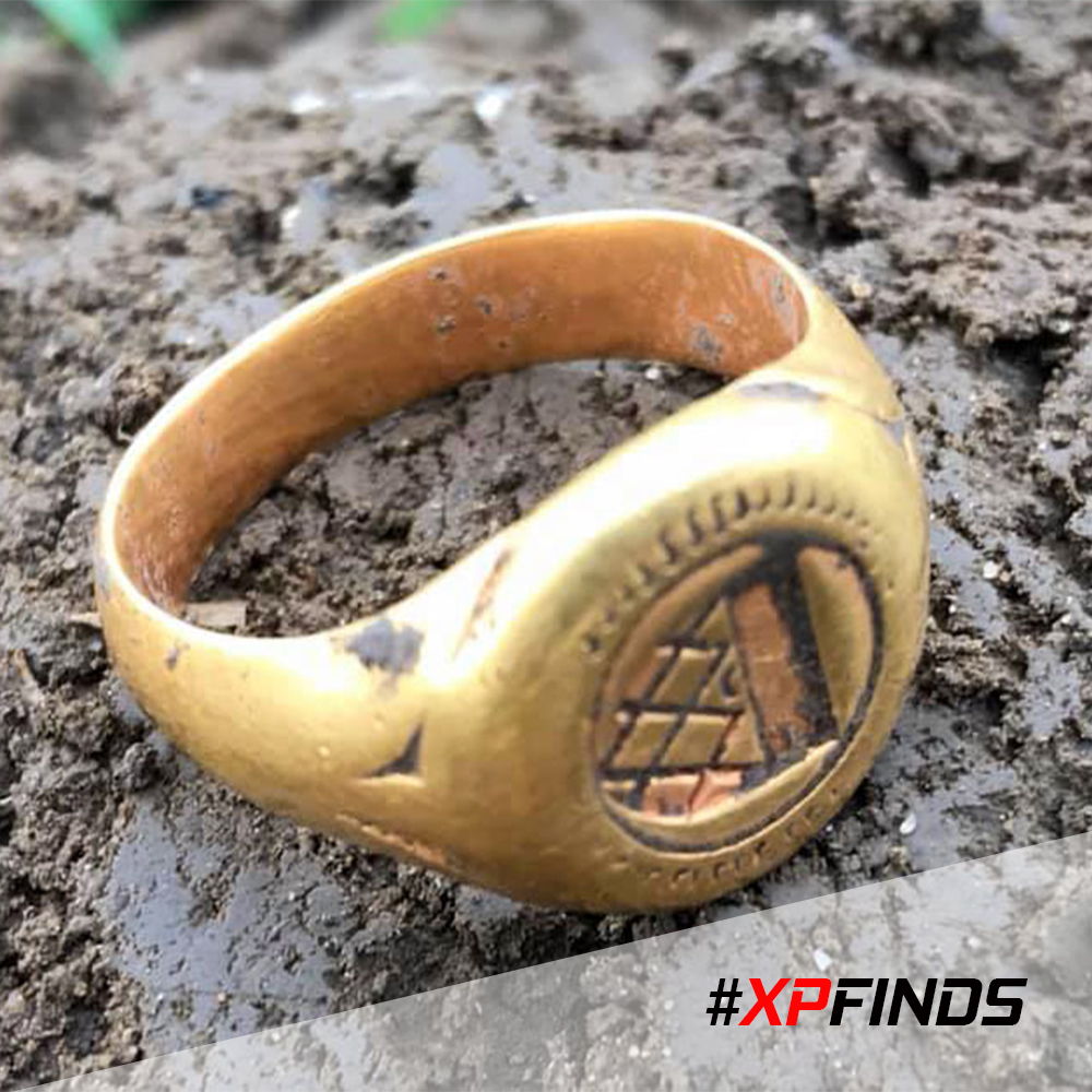 xpdetectors's tweet image. Congratulations to one of our many USA Deus users, John Rebman while on a UK detecting hoilday found this gold manorial signet ring from 1600 to 1640. #XPMetalDetectors
