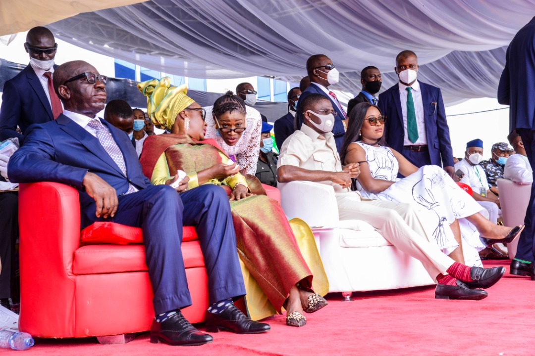 EriyoShegz's tweet photo. @GovernorObaseki, @HonPhilipShaibu sworn-in for second term, as gov commits to deepening reforms, diversifying state’s economy for progress

… says victory at poll has restored faith in democracy

… emphasises ‘unity template’ to drive inclusive growth https://t.co/NIvvPOzGWl