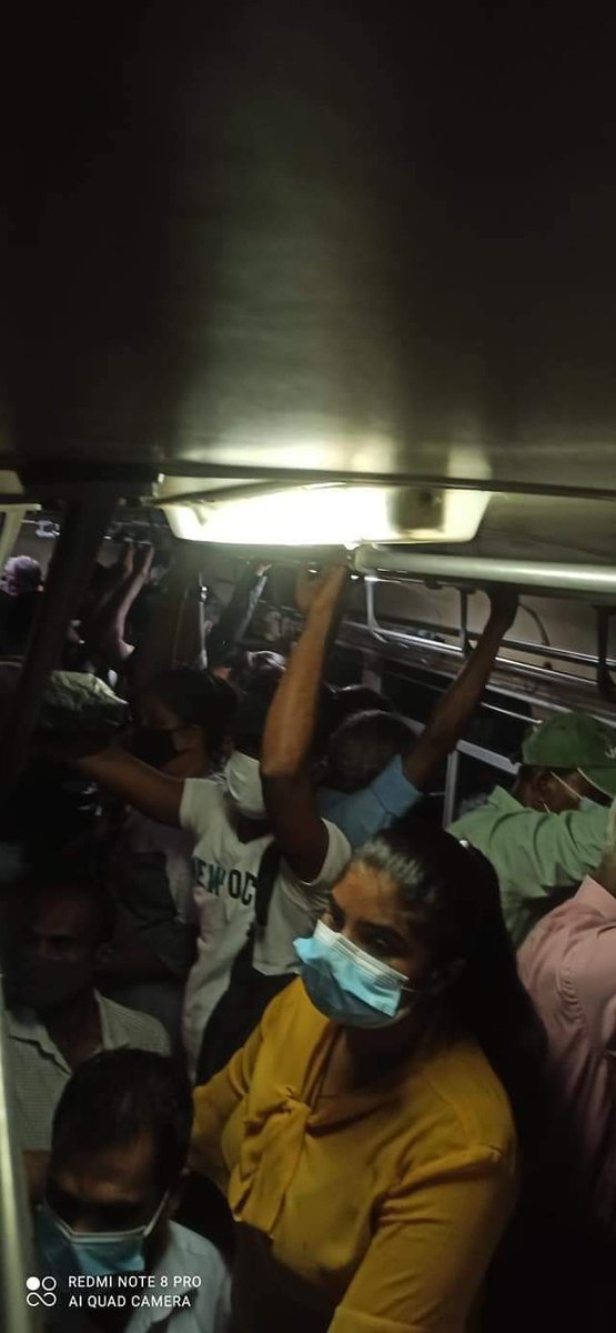 HB-4154 කොට්ටාව බොරැල්ල බස් රථය. #උපුටාගැනීමකි 
මෙම ජායාරූප පෙන්වන්නේ මහ පොළවේ යථාර්ථයයි. මගියෙක් විසින් ෆේස්බුක් වලට අද මුදා හැරි රටේ මාධ්‍ය වාර්තා නොකරන සත්‍ය