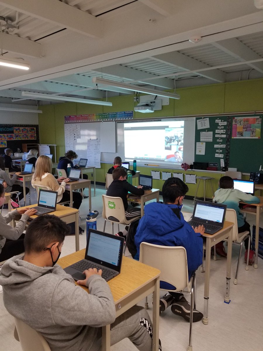 BSKBearsroom123's tweet photo. Great virtual learning today about My Blueprint with Mr. Stere our awesome Student Success Consultant. #wcdsbtransition https://t.co/sLSXqA791Q