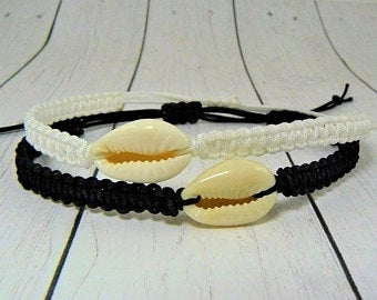 DjWrapBracelets's tweet photo. Shell Bracelet Cowrie Shell Macramé Bracelet Beach Bracelet Shell Jewelry Adjustable Shell Ankle Bracelet Surfer Girl VCSO Jewelry https://t.co/gn42dsnTR4 via @Etsy #crowley #seashell #beach #macramebracelet #surfergirl #anklets #djwrapbracelets #trendyol #fashion #stockingfiller https://t.co/m0lhWsm8pK