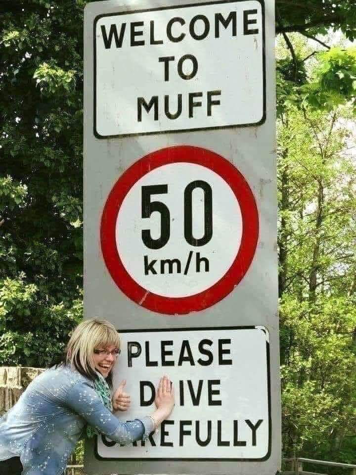 rayecks's tweet photo. I've said it before and I'll say it again, one letter can make all the difference in the world. #MuffDiver https://t.co/CA1UcI5Rok
