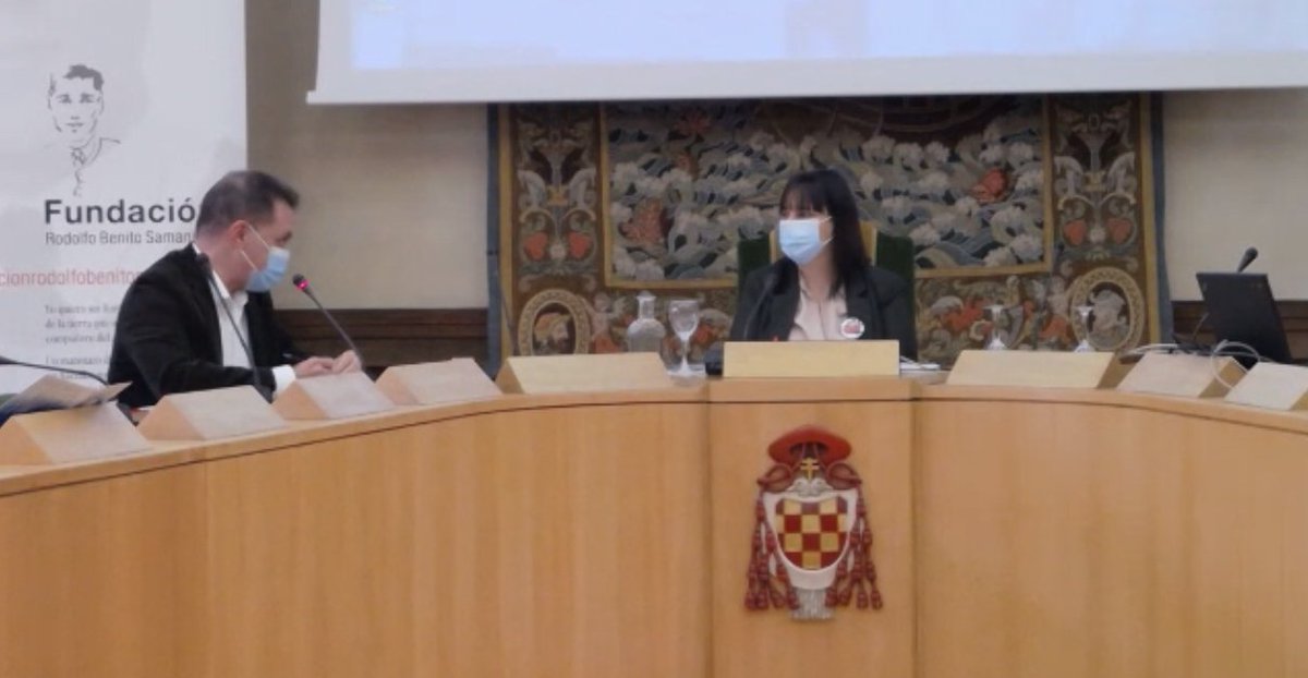 FundacionRBS's tweet photo. Continuamos en la sesión vespertina del #CursoDDHH "Retos demográficos en el siglo XXI". En estos momentos interviene Vanesa García, portavoz de la Plataforma Soria ¡YA!. Podéis seguir su intervención en: https://t.co/Dr5pAqCAHm https://t.co/mMtjgFDUVO