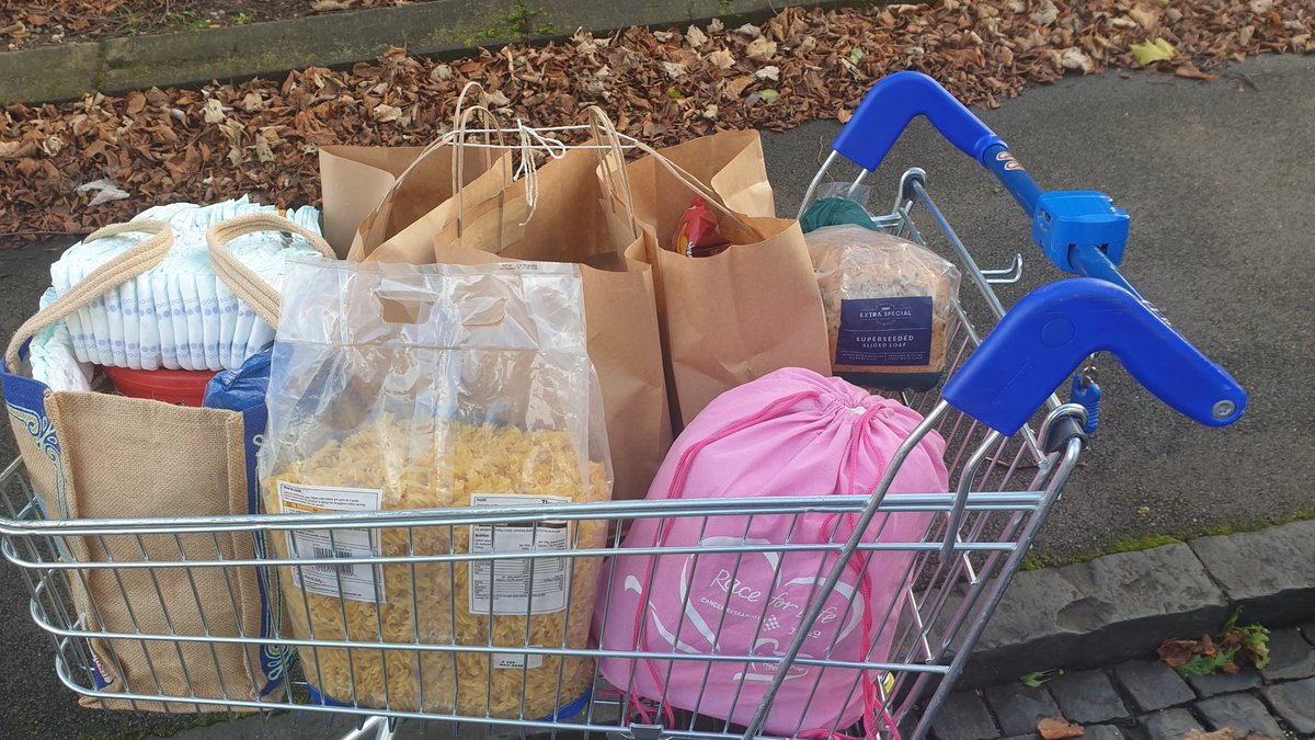 jonpgrant's tweet photo. Blown away by the incredible work of @smethwickcan and @SmethwickFoodba @WFCOfficial chaplain @FreshBreeze66  sent on a family desperately in need of food in our locality.  Within an hour, this was the response. About to drop it all round. The Church in action. @Lveblackcountry https://t.co/PHcNOH7VcZ