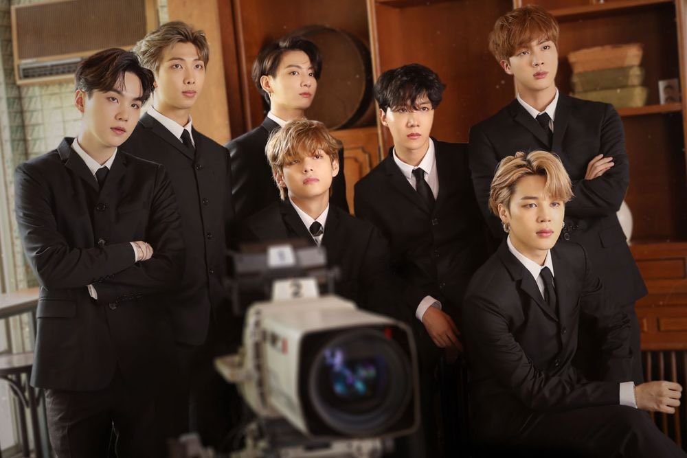 SoftJino's tweet photo. BUENO METAS QUE TENEMOS PARA BE, COMO HACER STREAM EN DIFERENTES APP, COMO HACER UNA PLAYLIST Y BUENO VIDEO PROMOCIÓN)? 

#7DaysBEforeBE #7DaysToBE @BTS_twt https://t.co/ZUbOnUwQ2p