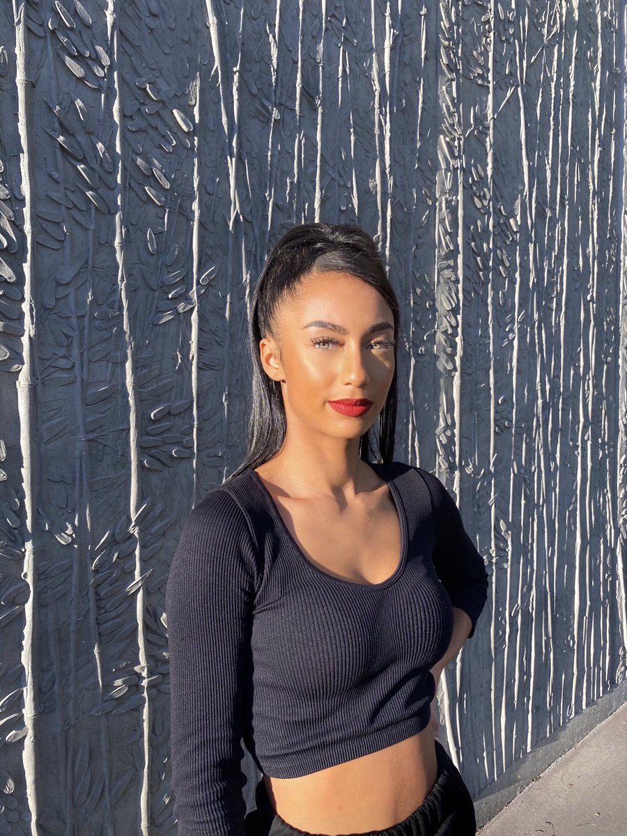 Eℓια tweet media