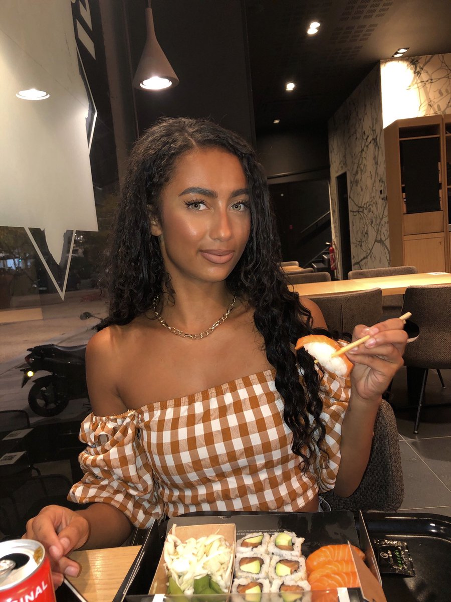 Eℓια tweet media