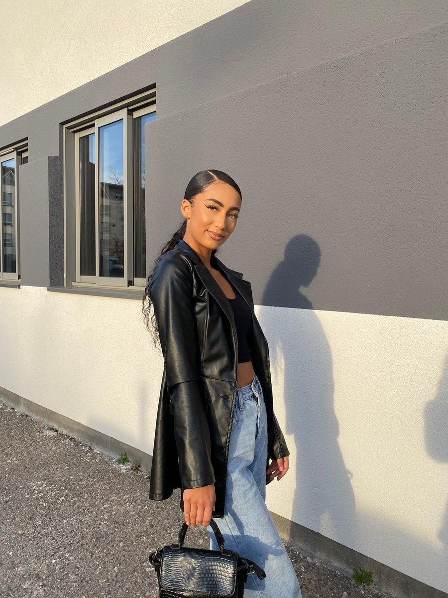 Eℓια tweet media