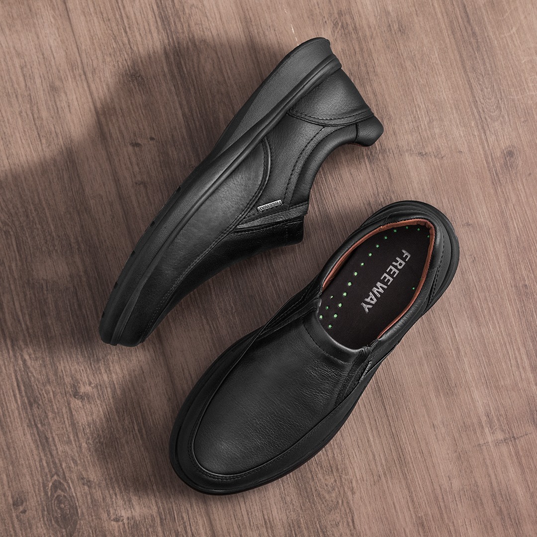 freewayshoes's tweet photo. #UltraComfort É muito CONFORTO que você quer? Então dá um clique! https://t.co/JjQjskvGeN https://t.co/IjuiuD8AAW