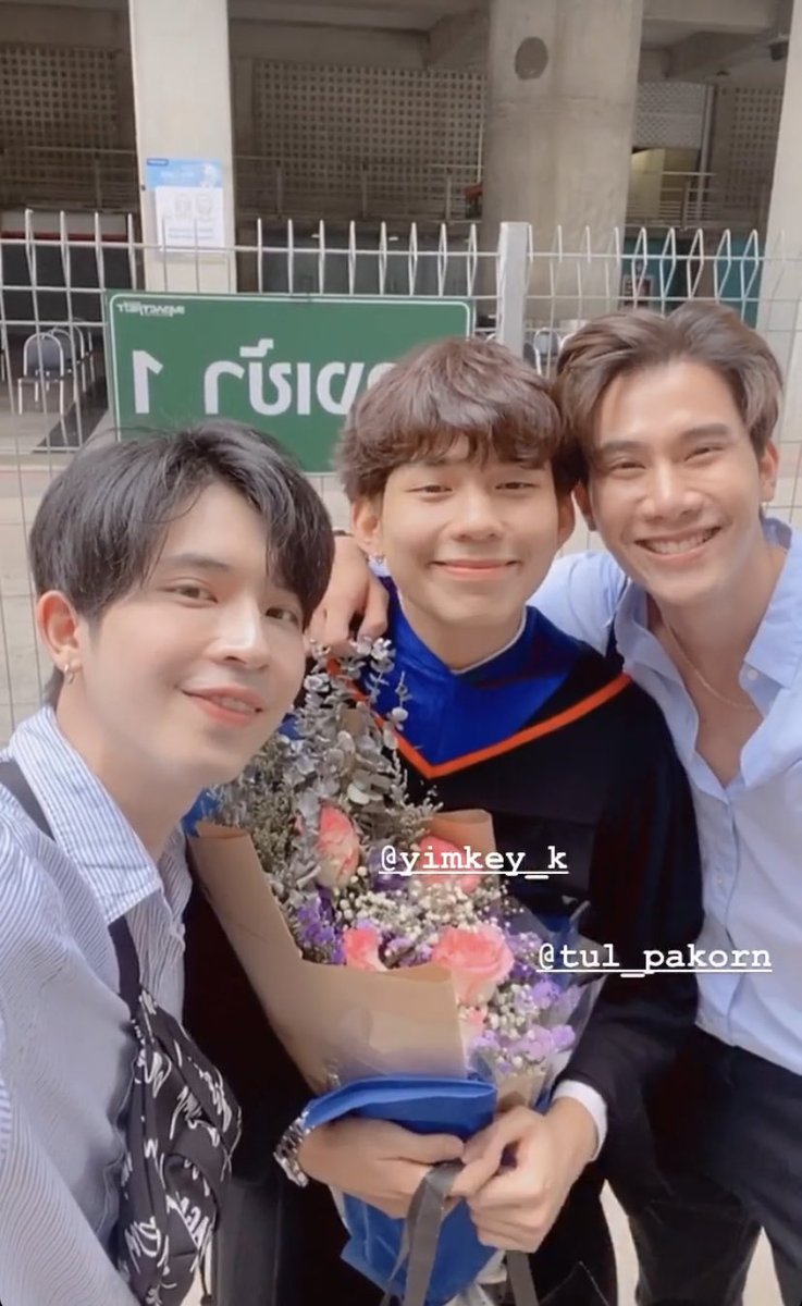 ZhangMorgane's tweet photo. Aww that squad ♥︎
Brings back memories 🥺
But ~ Congrats @yimkey_k 🥳
#tul_pakorn
#yimkey
#amity_cgame https://t.co/ZiXAsZYHg9