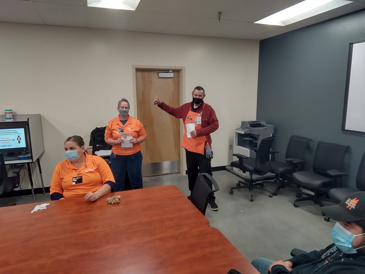 A Big Thank You to Store 8523 for the awesome support and partnership with MET throughout the years. Special shout out to Oscar and Imelda for setting up this special bruncheon. <a href="/raulmor78730856/">raul morales</a> @Fuerstenberg15  <a href="/ianfmacias/">Ian Macias</a> <a href="/2921073c19df4b9/">Rene Marquez</a> <a href="/solymar005/">Marisol Cabrales-Parra</a> <a href="/Yolanda_8523/">Yolanda ASDS 8523</a>