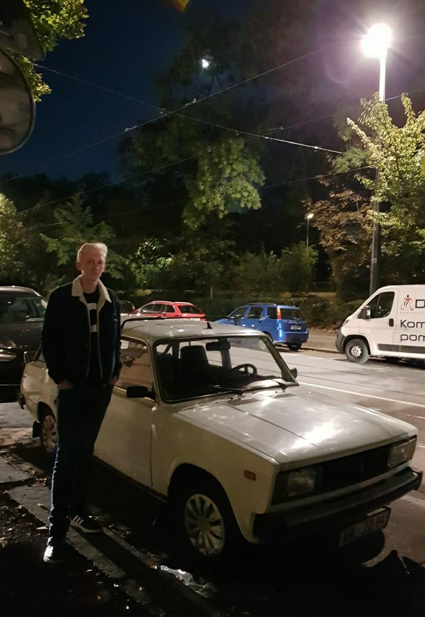 ServiceAbroad's tweet photo. We (Stefan Lercher, Erik Rothenbucher and Martin Silly) are carrying out our Service Abroad at the Jewish community in Prague.
#austrianserviceabroad #serviceabroad #voluntarywork #responsibility #travel #experience #support #holocaust #memorialservice https://t.co/th3Gs0gJV7