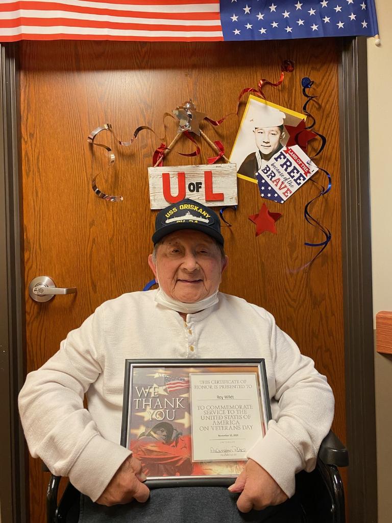 ArlingtonPHC's tweet photo. Thank you to each of our service members at Arlington Place! We are grateful for not only their selfless service, but to all the veterans around the country! Thank you for protecting our great nation! https://t.co/z0twiGjYmn