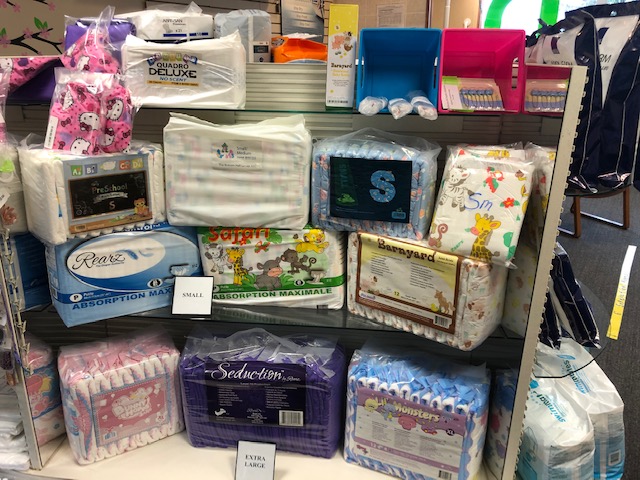 NortheastABDL's tweet photo. In upstate new york? Come by 115 Everett Road in Albany, NY weekdays 9-5pm or Saturdays 9-1pm to check out our large stock of diapers, diaper covers, bottles, onesies, pins, pads, pants, and more! #abdl #albanyabdl #diaperlover #abdlfashion #abdlnursery #abdlmom https://t.co/HNhPnhSZ7k