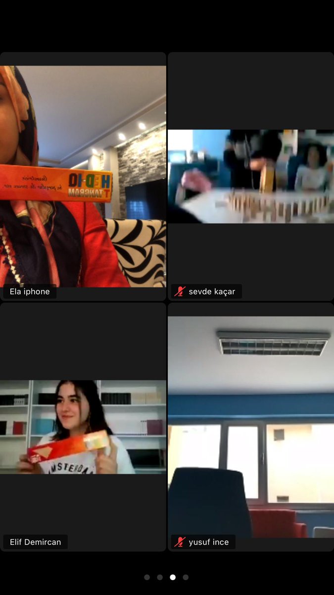 GSB_CatalcaGM's tweet photo. Hergün seviyeleri ilerletiyoruz #Tangram oyununda .. Online da biraz zorlansakta adım adım bütün #AkılveZekaoyunlarımızı gençlerimize öğretmeye kararlıyız😉🥳🥳

Bizimle beraber oyunları oynamak isterseniz #merkezimize bekleriz😍

#GSBGM
#İstanbulGençligi https://t.co/ZbscbMpus4