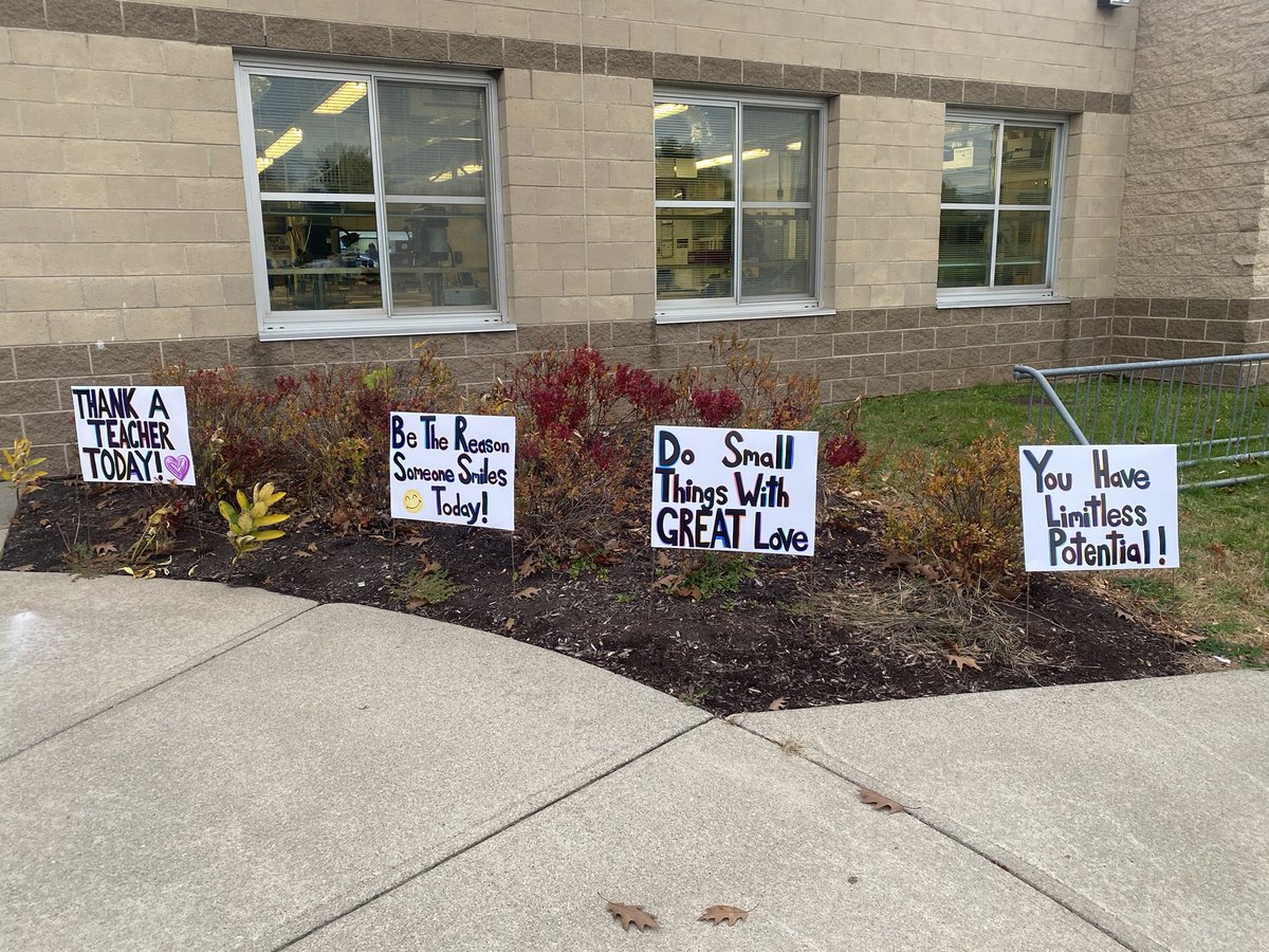 PtsaWillink's tweet photo. Happy #WorldKindnessDay ! Shout out to remote teachers and students - we miss you!  #OneWebster https://t.co/NDpVBFbtAE