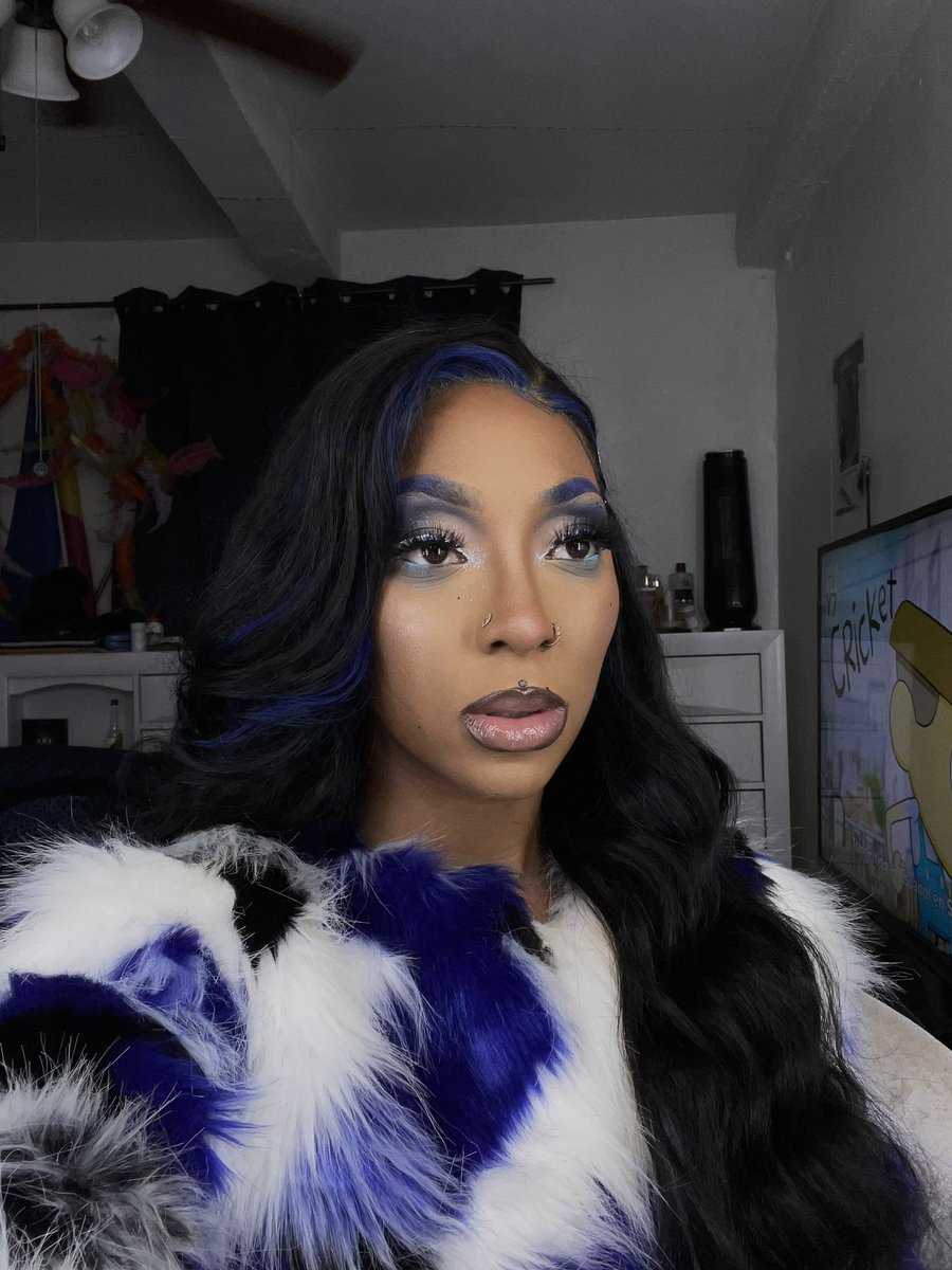bleu_beats's tweet photo. So uhh @Saweetie is ICY university still open? ❄️ https://t.co/SgMj0lkowm