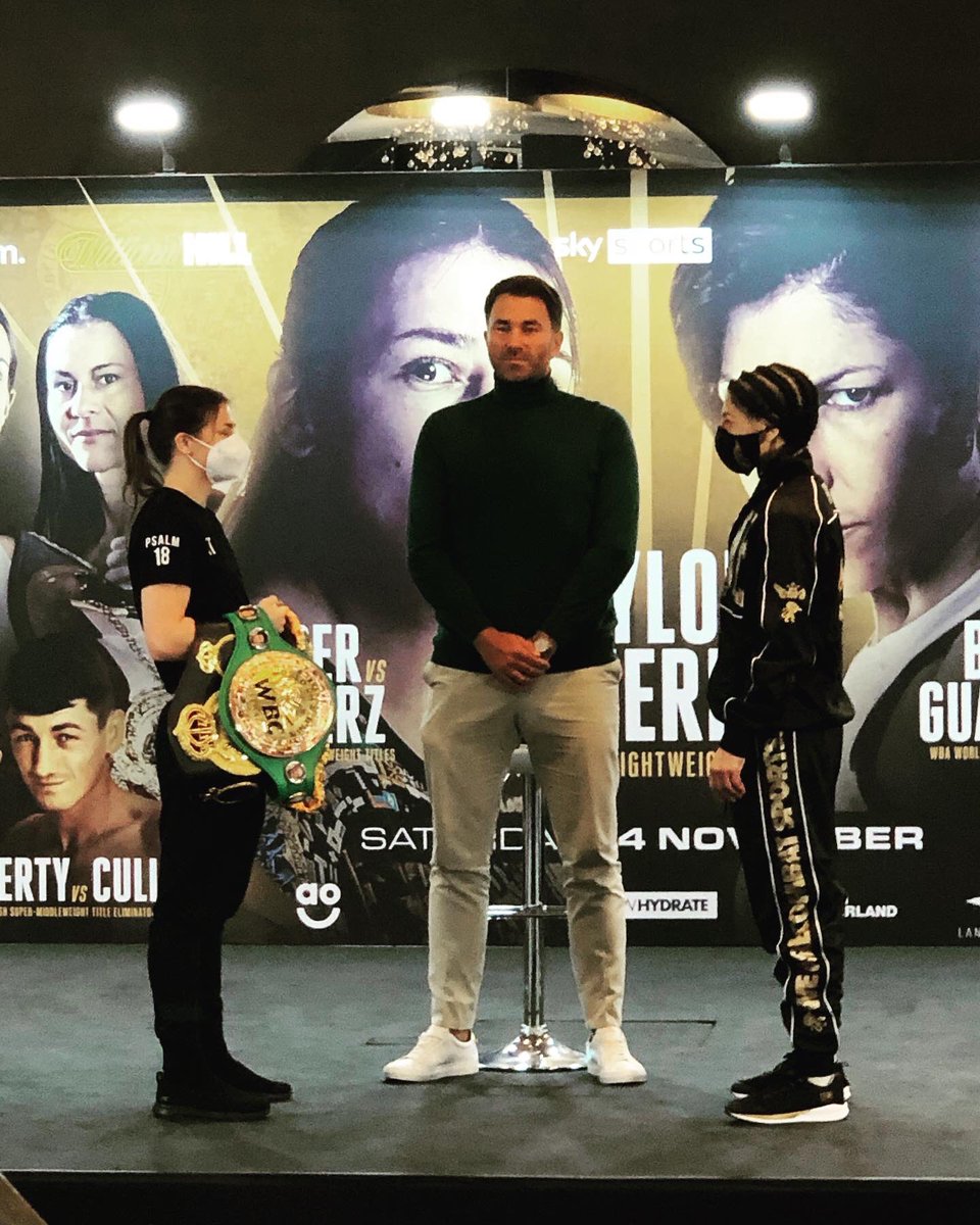 Rayitosanchez's tweet photo. Primer cara a cara (face to face)
@miriamlareina83 vs @KatieTaylor
Conferencia de prensa!
#taylorgutierrez #miriamgutierrez #matchroomboxing #dazn #boxeo #boxing #rayevents #leone #leoneboxing #rayeventspromotions @skysports @skysportsboxing @daznboxing @dazngroup https://t.co/IusEpE1VN1