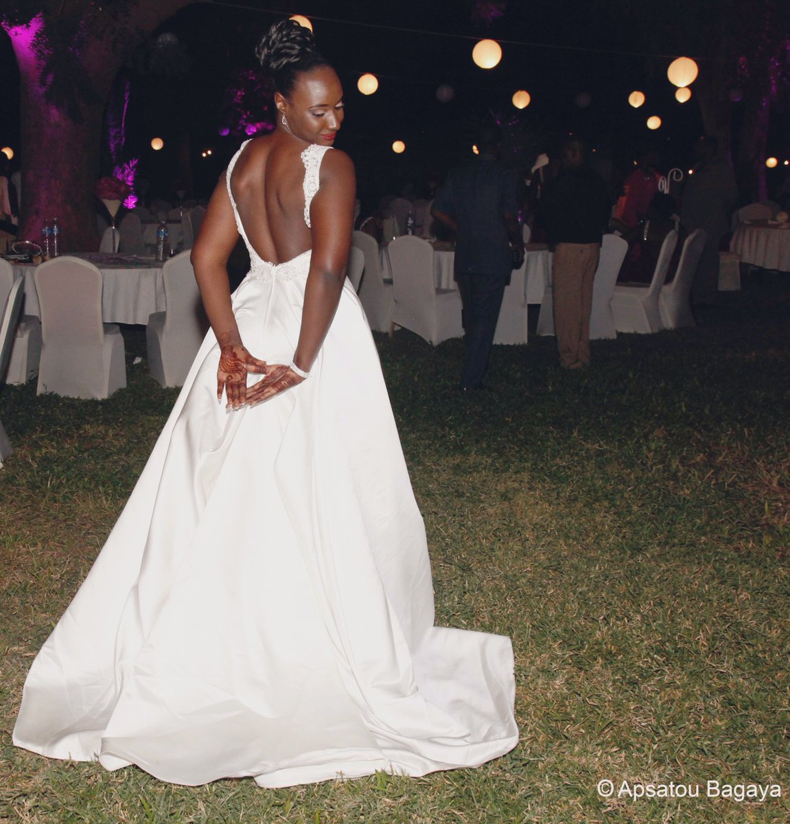 Z_Dallas's tweet photo. Souvenirs souvenirs 👰🏾 #Nov2016 https://t.co/vv20YMCWb6