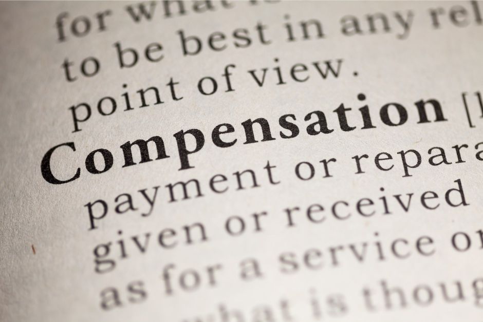 lplicensing's tweet photo. Crooked letting agents who ripped off landlords and tenants have been ordered to pay almost £100,000 in compensation following complex investigation by Islington Trading Standards https://t.co/sqIrHqi9Zw @IslingtonBC @Safeagent @arla_uk @CTSI_UK @London_T_S https://t.co/WJqAtXp4lX
